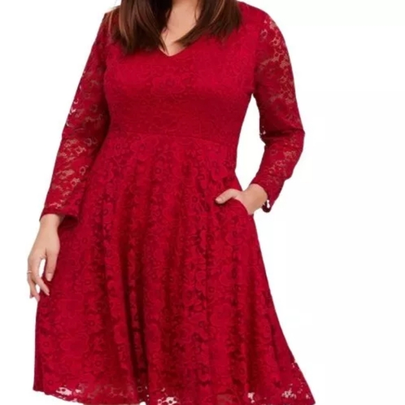 Torrid red dress (With pockets!!) - Picture 2 of 3